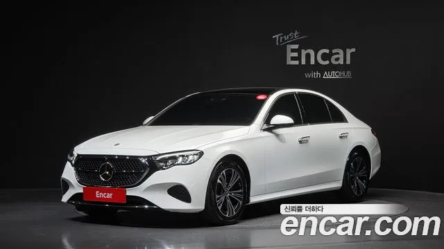 Фотография автомобиля — Mercedes-Benz E-Class