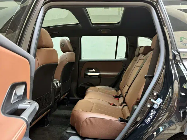 Mercedes-Benz GLB-Class — Фото автомобиля 10