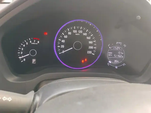 Honda Vezel 2020 1.5L CVT Luxury — Фото автомобиля 14