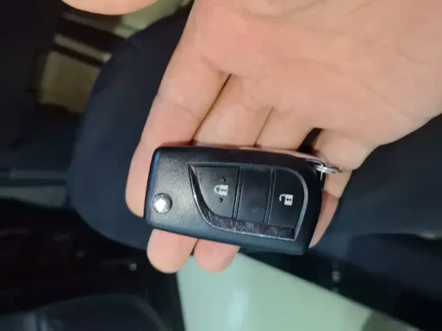Toyota RAV4 — Фото автомобиля 8