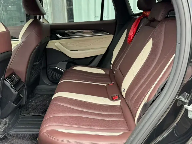 Geely Xingyue L — Фото автомобиля 9