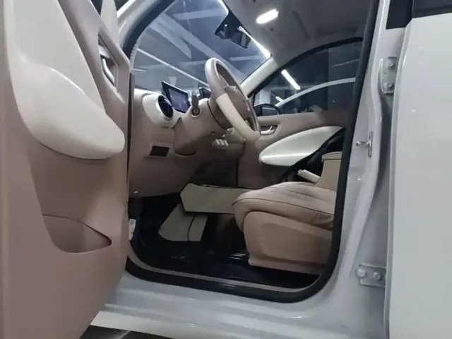 Wuling Hongguang Mini EV — Фото автомобиля 15