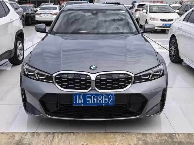 BMW 3 Series — Фото автомобиля 2
