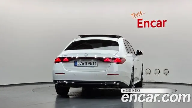 Mercedes-Benz E-Class W214 — Фото автомобиля 4