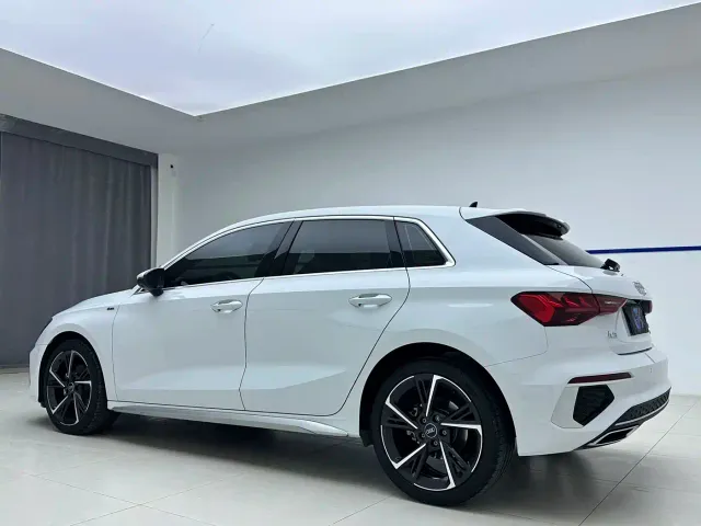 Audi A3 — Фото автомобиля 4