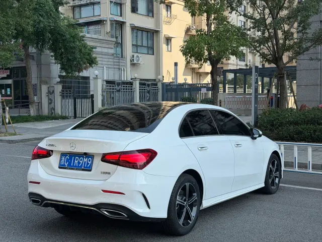 Mercedes-Benz A-Class — Фото автомобиля 9