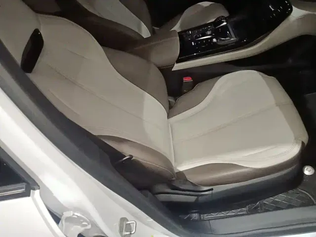 BYD Qin PLUS 2023 Champion Edition DM-i 55KM Leading — Фото автомобиля 24