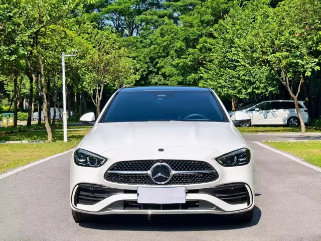 Mercedes-Benz C-Class — Фото автомобиля 2