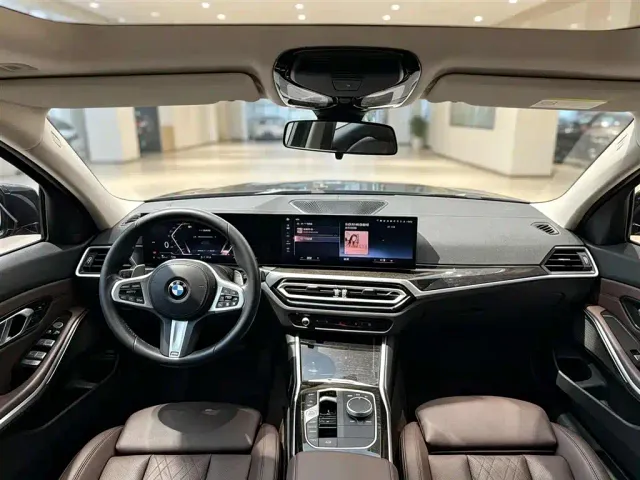 BMW 3 Series — Фото автомобиля 8