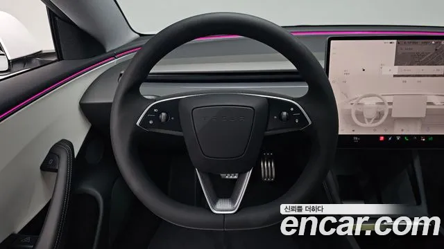 Tesla Model 3 — Фото автомобиля 13
