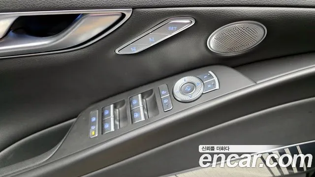 Genesis G80 Бензин 3.5 турбо AWD — Фото автомобиля 14
