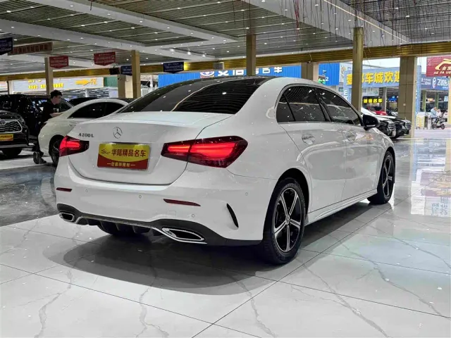Mercedes-Benz A-Class — Фото автомобиля 6