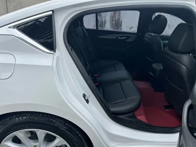 Cadillac CT5 — Фото автомобиля 12