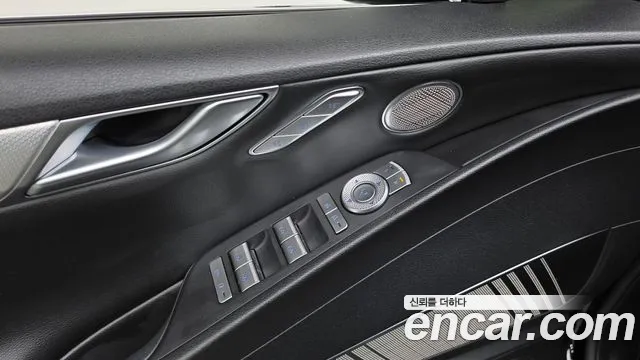 Genesis G80 Electrified G80 (RG3) — Фото автомобиля 23