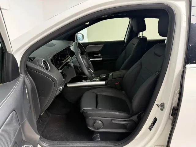 Mercedes-Benz GLA-Class — Фото автомобиля 11