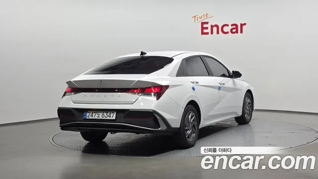 Hyundai AVANTE Новый Avante (CN7) — Фото автомобиля 2