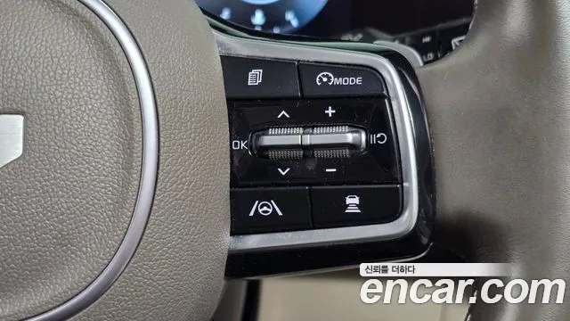 Kia Canival Carnival 4 поколение Бензин 9 мест Signature — Фото автомобиля 16