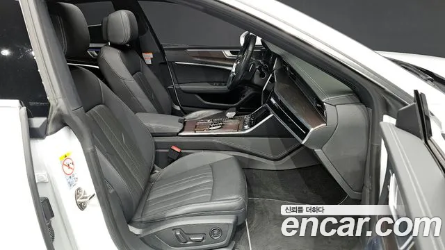 Audi A7 — Фото автомобиля 11