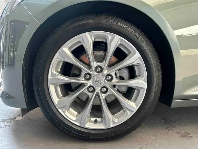 Cadillac CT5 — Фото автомобиля 3