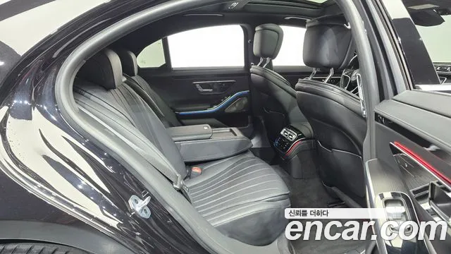 Mercedes-Benz S-Class S-класс W223 — Фото автомобиля 12