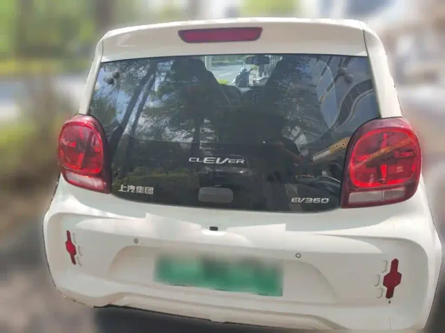 Roewe Clever — Фото автомобиля 3