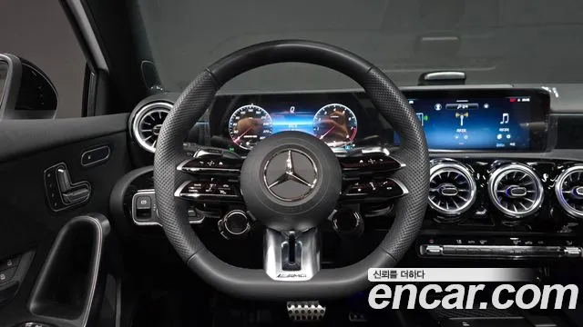 Mercedes-Benz A-Class — Фото автомобиля 12