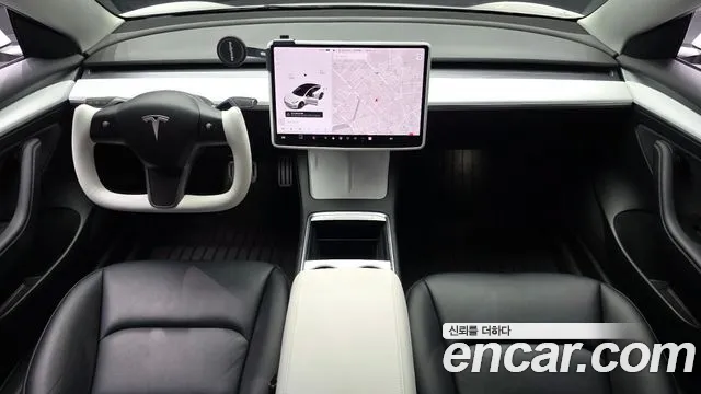Tesla Model 3 — Фото автомобиля 7