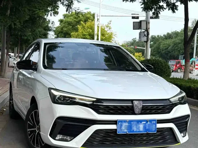 Roewe i5 — Фото автомобиля 2