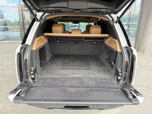 Land Rover Range Rover — Фото автомобиля 14