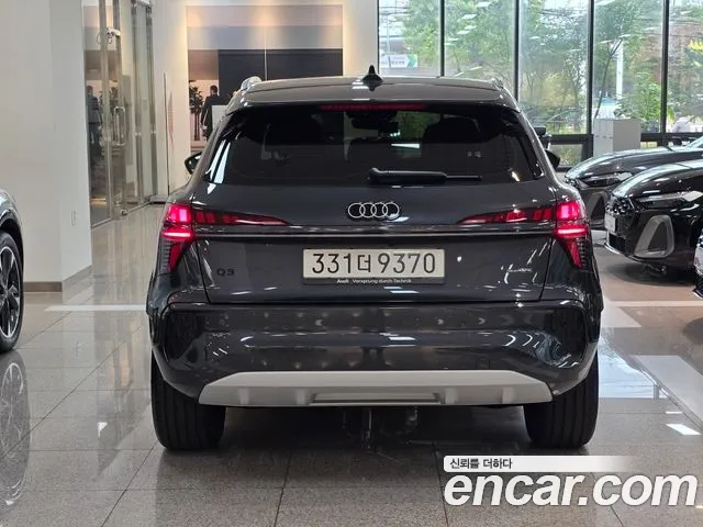 Audi Q3 FJ — Фото автомобиля 4
