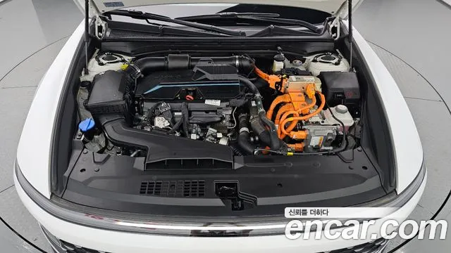 Hyundai Grandeur GN7 — Фото автомобиля 9