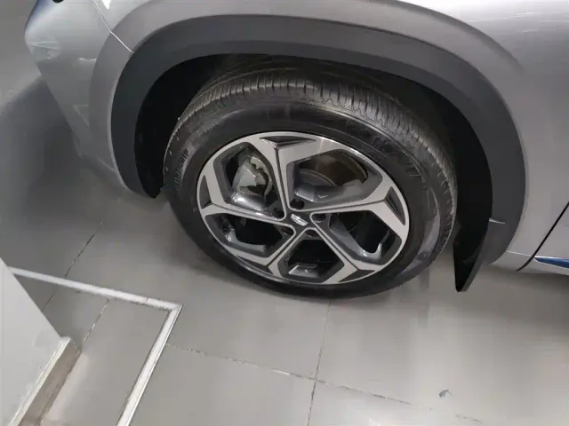Geely Xingyue L — Фото автомобиля 22