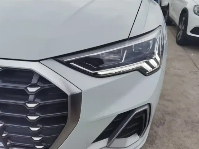 Audi Q3 — Фото автомобиля 23