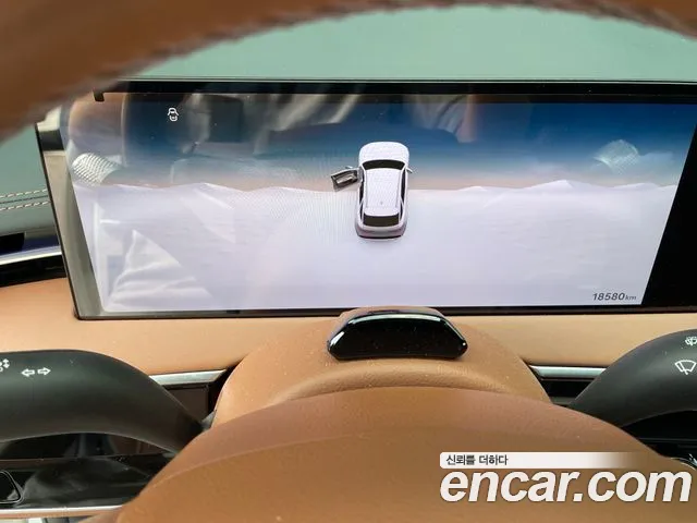 Genesis GV70 — Фото автомобиля 8