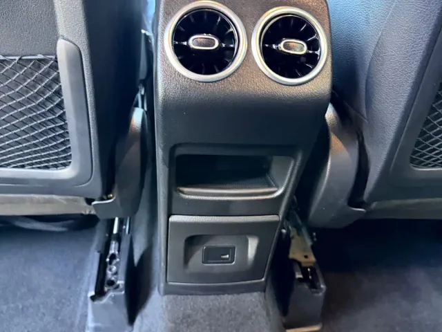 Mercedes-Benz GLB-Class — Фото автомобиля 19
