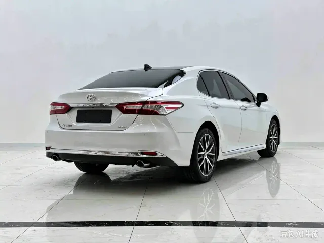 Toyota Camry — Фото автомобиля 6
