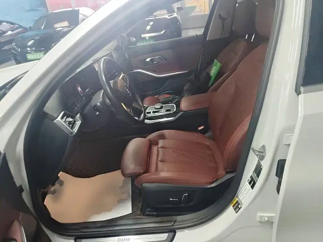 BMW i3 — Фото автомобиля 14