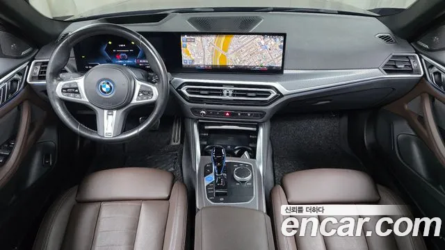 BMW i4 — Фото автомобиля 6