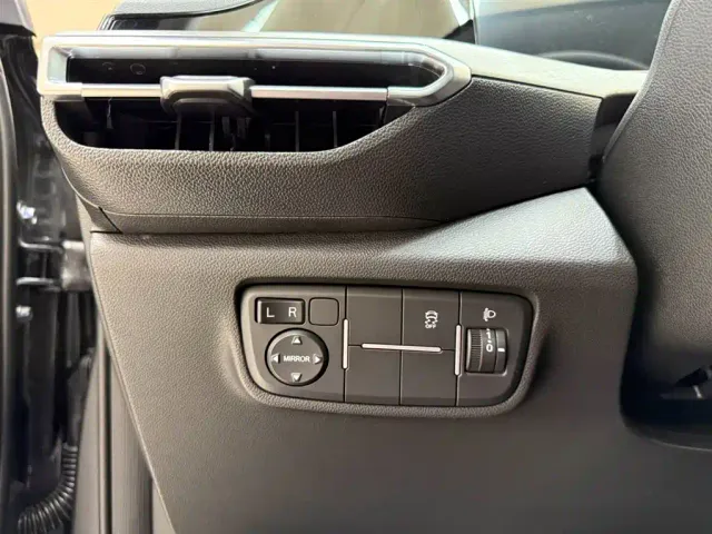 Changan Eado — Фото автомобиля 18
