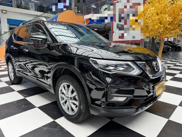 Nissan X-Trail — Фото автомобиля 5