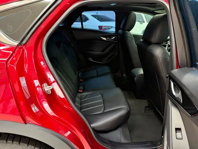Mazda CX-4 — Фото автомобиля 21