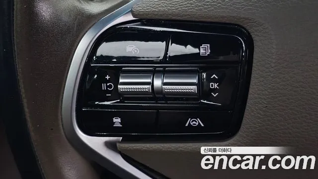 Kia K8 K8 Hybrid — Фото автомобиля 23