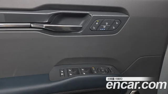 Kia EV9 — Фото автомобиля 28