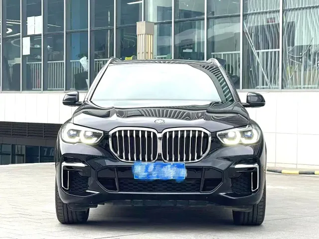 BMW X5 — Фото автомобиля 2