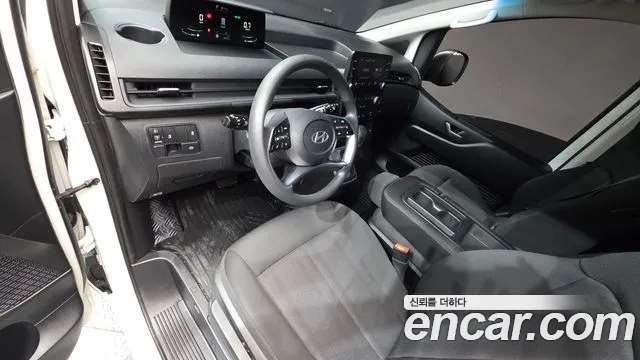Hyundai Staria — Фото автомобиля 10