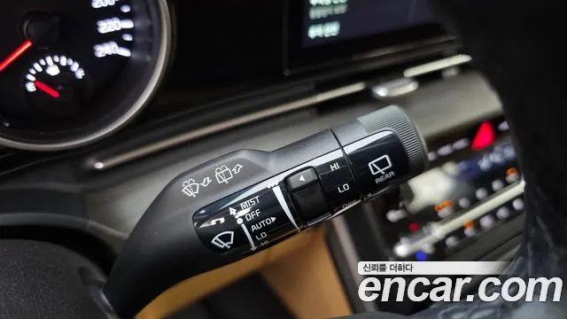 Kia Canival Carnival 4 поколение 9 мест Prestige — Фото автомобиля 22