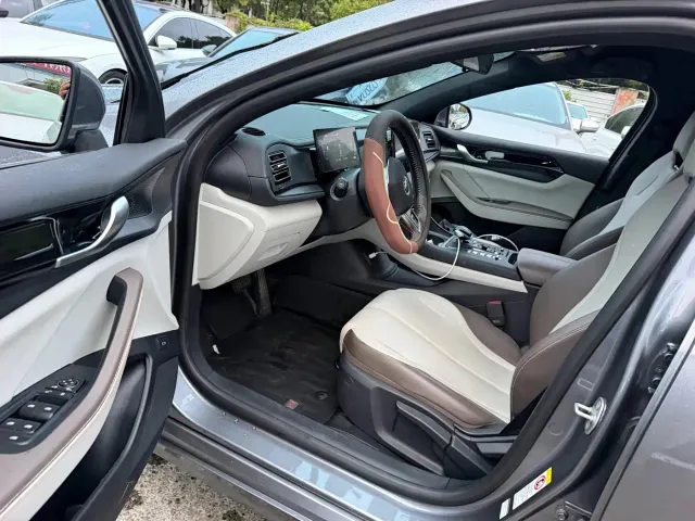 BYD Qin PLUS — Фото автомобиля 12