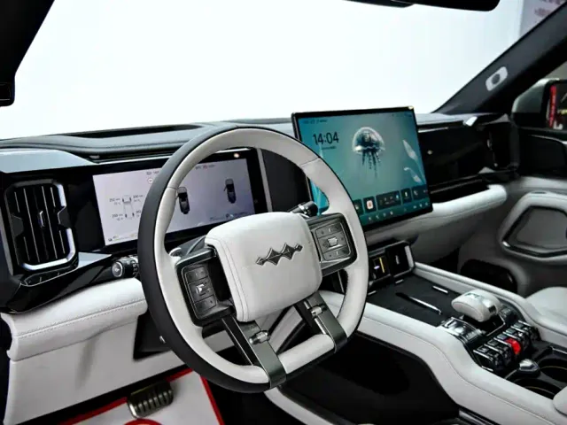 BYD FangChengBao Leopard 8 — Фото автомобиля 14