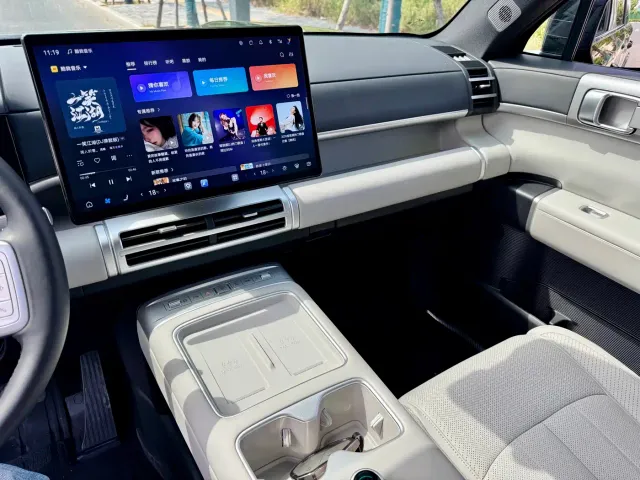 BYD FangChengBao Titanium 7 — Фото автомобиля 9
