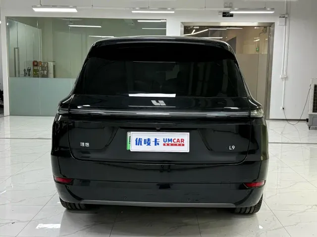 Li Auto L9 — Фото автомобиля 5